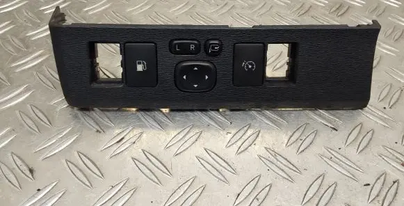 Toyota Avensis T270 Wing mirror switch 5544605050