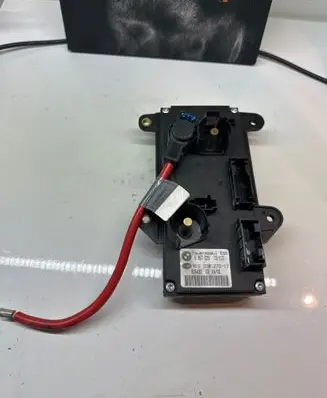BMW 7 E65 E66 Power management control unit 6957026 605490 8ES00827017