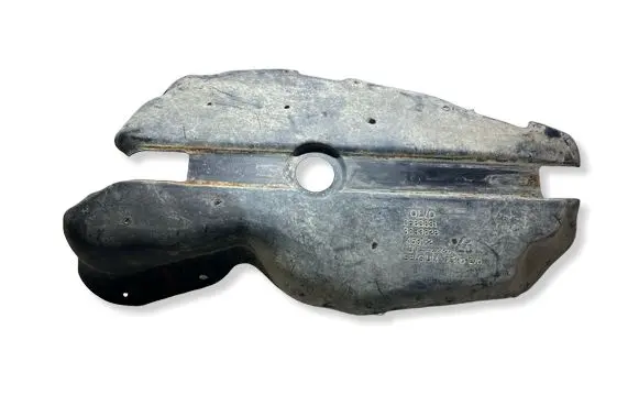 Volvo XC90 Fuel tank bottom protection 8683631