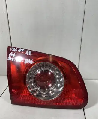 Volkswagen PASSAT B6 Tailgate rear/tail lights ZSB3C9945093
