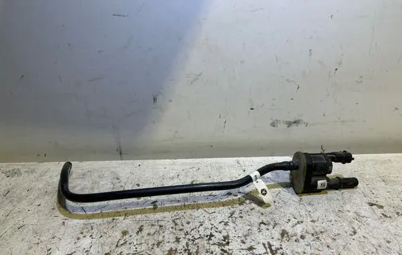 Dodge Challenger Valve 04627694AA