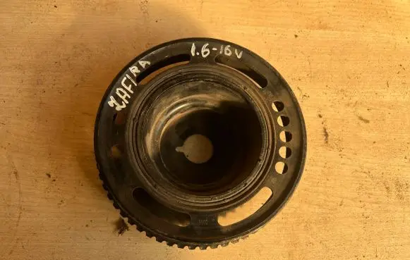 Opel Zafira A Crankshaft pulley 90531 90531581 90531581250