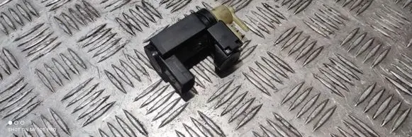 Volvo V60 Turbo solenoid valve 31339808