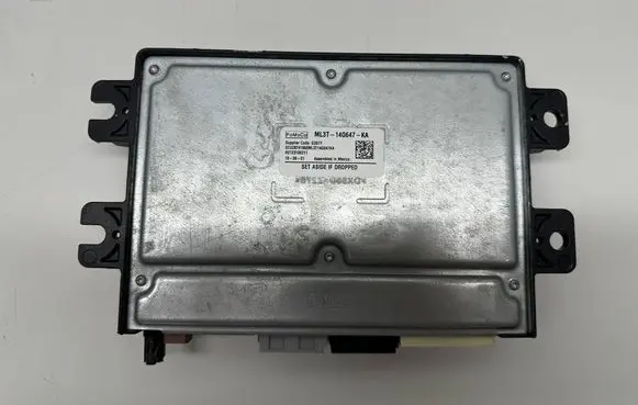 Ford F150 Camera control unit module ML3T14G647KA G261Y R2123100211