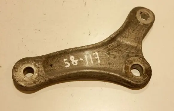 BMW 5 E60 E61 Sway bar bush bracket, front 6758527 58117
