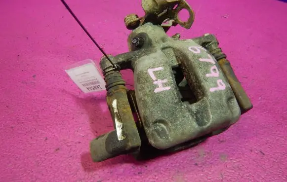 Skoda Octavia Mk2 (1Z) Rear brake caliper