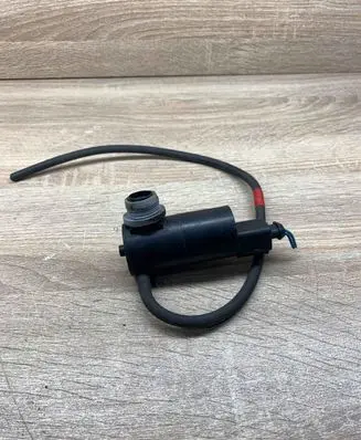 Toyota Yaris Windscreen/windshield washer pump 081223A 427716 30357