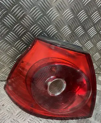 Volkswagen Golf V Rear/tail lights 1K6945095AC 89031704