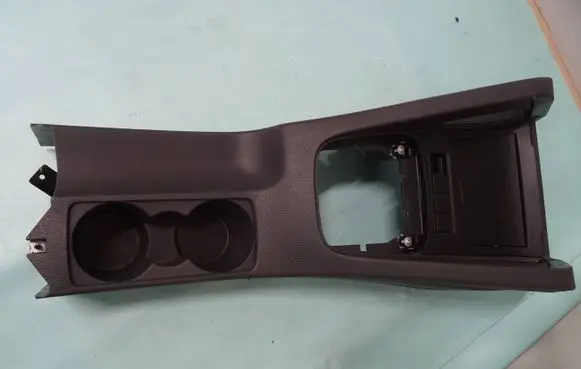 Volkswagen Golf V Center console 1K0863243A