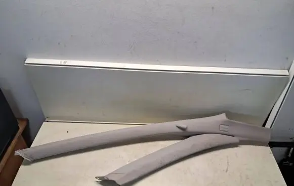 Citroen C4 Grand Picasso (A) pillar trim