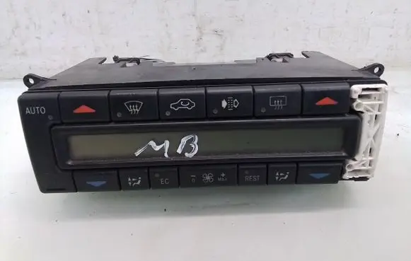 Mercedes-Benz E W210 Climate control unit A2106890331