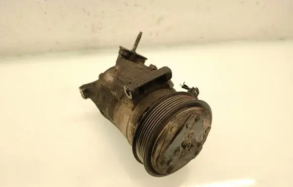 Opel Antara Air conditioning (A/C) compressor (pump) 95459392