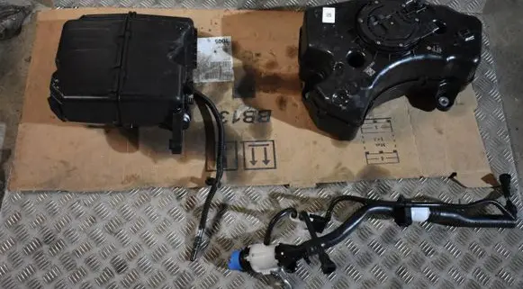 BMW X3 G01 AdBlue liquid reservoir 