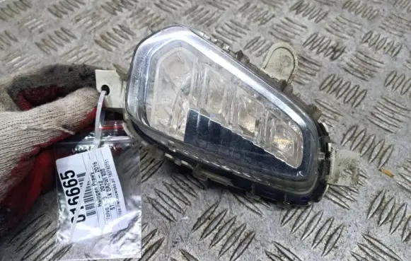 Volvo V40 Front fog light