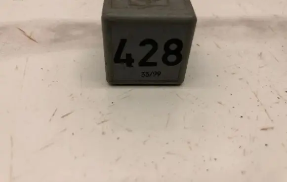 Audi A4 S4 B8 8K Other relay 1J0906381B V23134B63X382