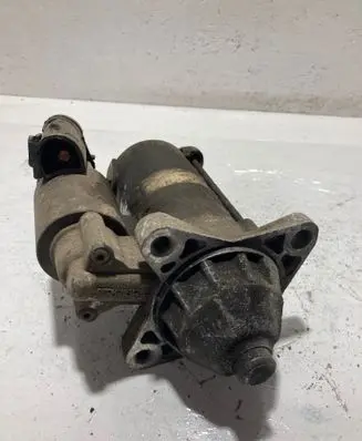 Mazda 626 Starter motor