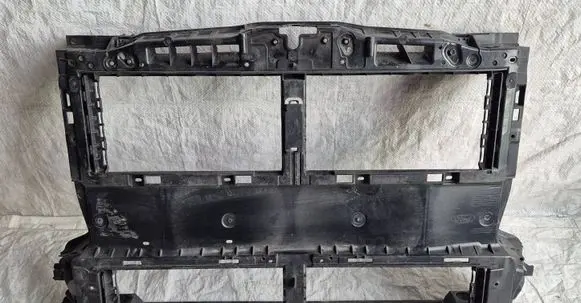 Ford Kuga III Radiator support slam panel LXK6BA16E146A