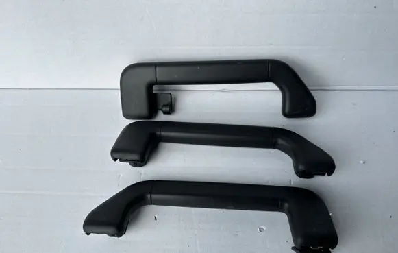 Porsche Cayenne (9PA) Engine bonnet (hood) release handle