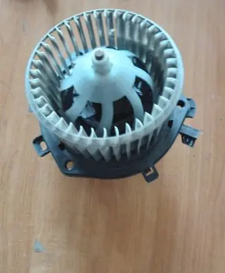 Iveco Daily 4th gen Heater fan/blower