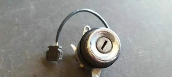 Audi 100 S4 C4 Tailgate exterior lock 