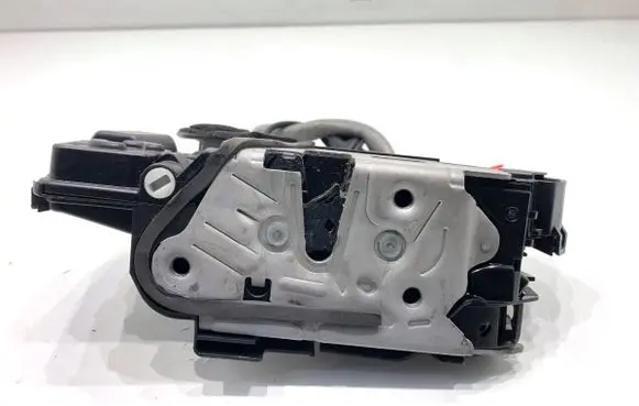 Audi Q4 Sportback e-tron Rear door lock 5TA839015T