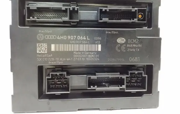 Audi A8 S8 D4 4H Comfort/convenience module 4H0907064L