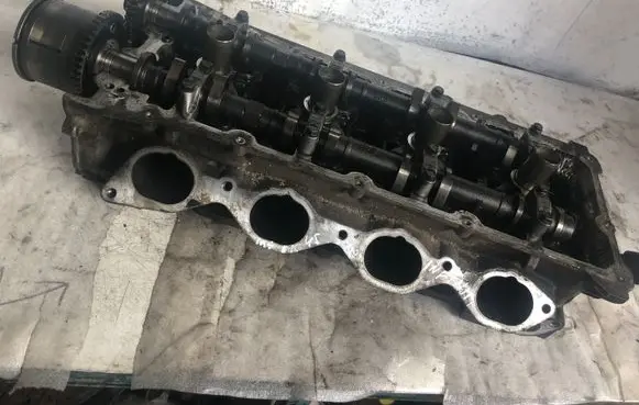 Infiniti FX Engine head 