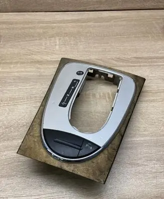 Mercedes-Benz E W211 Gear shifter surround trim plastic 2118216958 A2116802436 A2115420426