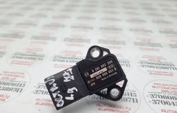 Skoda Octavia Mk2 (1Z) Air pressure sensor 038906051B