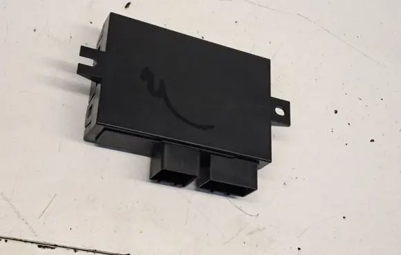 Volkswagen PASSAT B6 Tow bar trailer control unit/module 1K0907383D