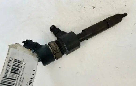 Suzuki SX4 Fuel injector 0445110276 8ZZ4525AA