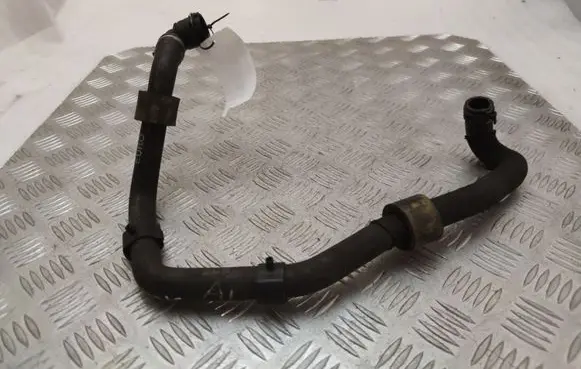 Land Rover Range Rover Sport L494 Engine coolant pipe/hose LPLA8D050BD