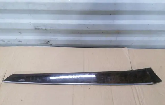 Mercedes-Benz E W212 Other front door trim element A2127200222 T2125034