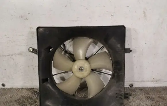 Honda Stream Electric radiator cooling fan DENSO409
