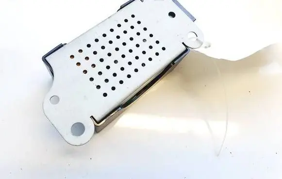 Volkswagen Golf V Antenna control unit 5M0035570B