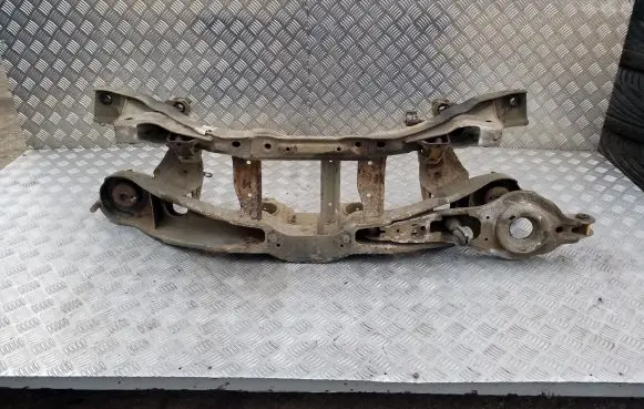 Volvo V40 Cross country Rear subframe 