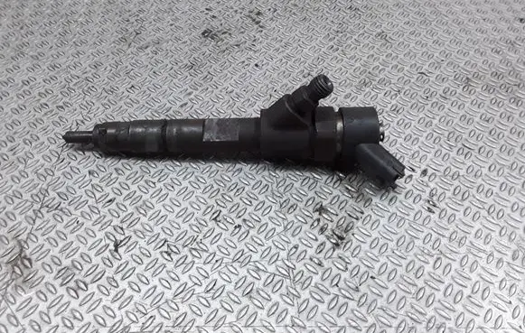 Fuel injector