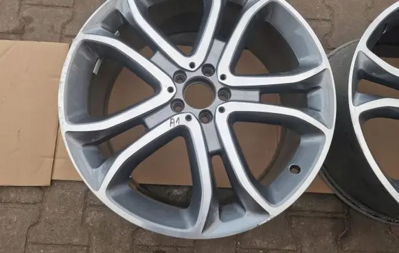 Mercedes-Benz ML W166 R21 alloy rim 