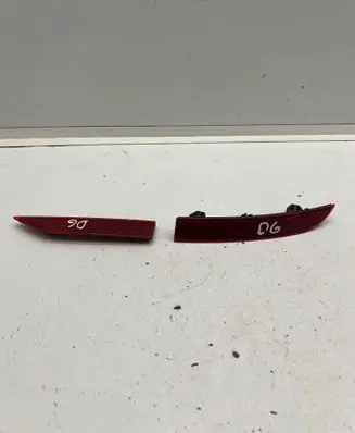Audi A4 S4 B9 8W Rear tail light reflector 8W0945105AB 8W0945103A