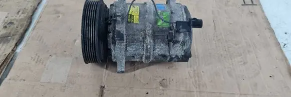 Volvo S40, V40 Air conditioning (A/C) compressor (pump) 8708581