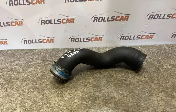 Mercedes-Benz E W211 Engine coolant pipe/hose A2115011282