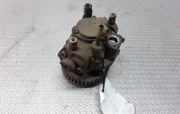 Toyota Avensis T250 Fuel injection high pressure pump 221000G010