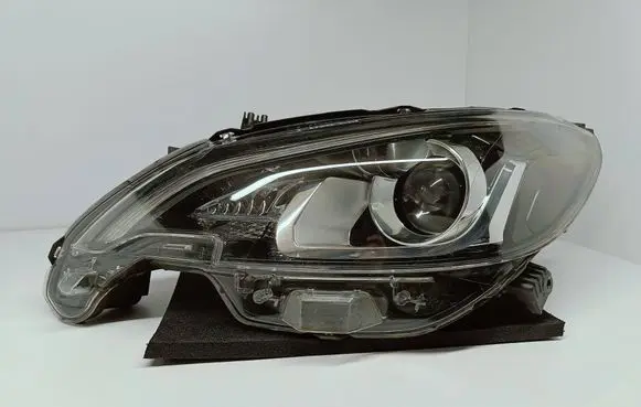 Peugeot 108 Headlight/headlamp 811500H150 L1831 90026268