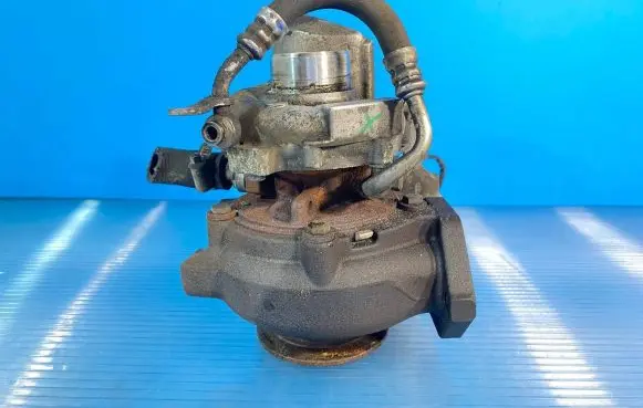 BMW 1 E81 E87 Turbo 7792412 GT1749V 74178513