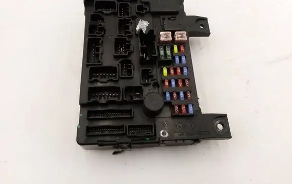 Mitsubishi Outlander Fuse module 8637A865