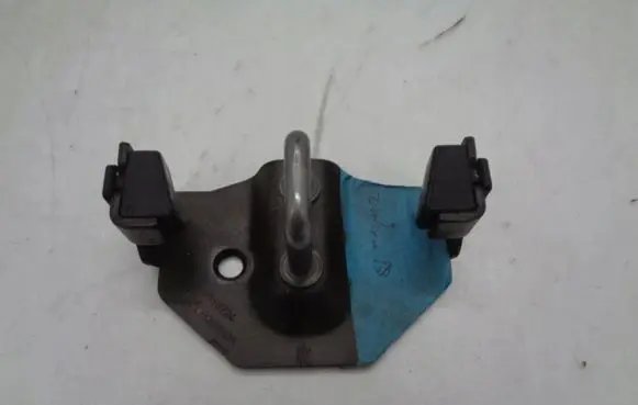Opel Astra H Loading door lock loop/hook striker 13203495