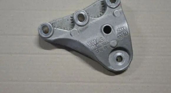 Volkswagen Polo V 6R Engine mounting bracket 6R0199185A