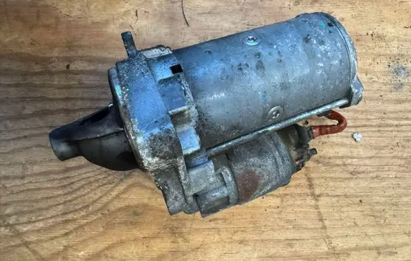 Renault Trafic II (X83) Starter motor 8200568535E
