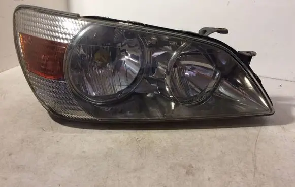 Lexus IS 200-300 Headlight/headlamp
