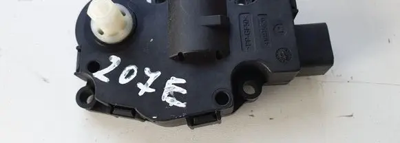 Mercedes-Benz E A207 A/C air flow flap actuator/motor 